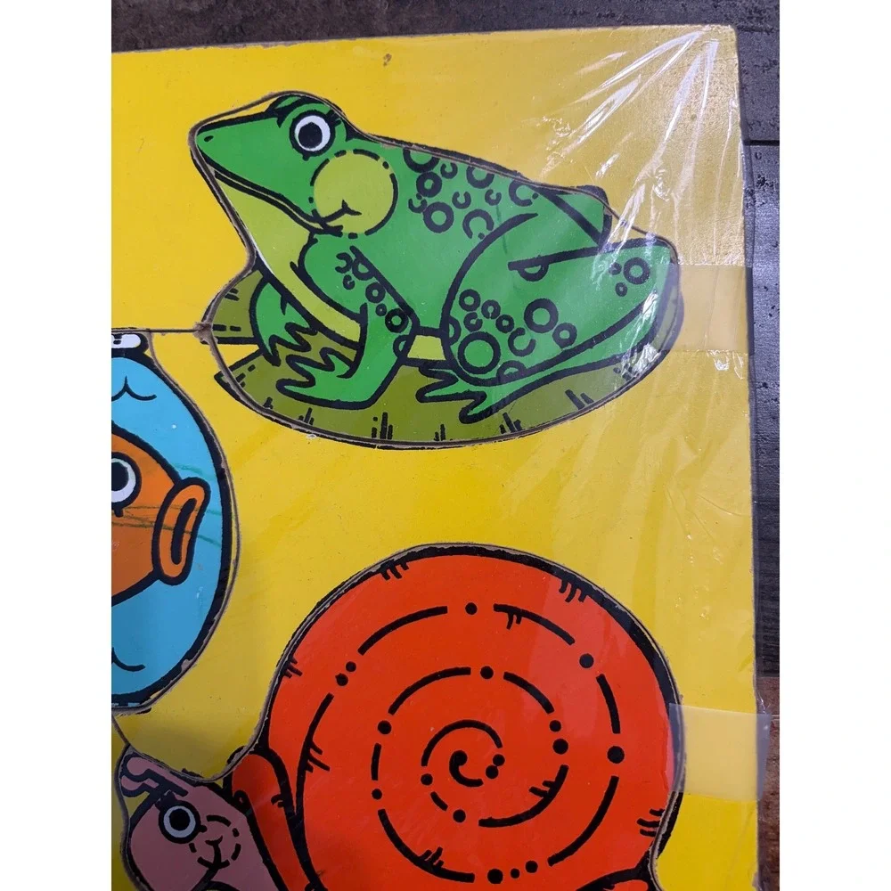 Playskool defects pictured